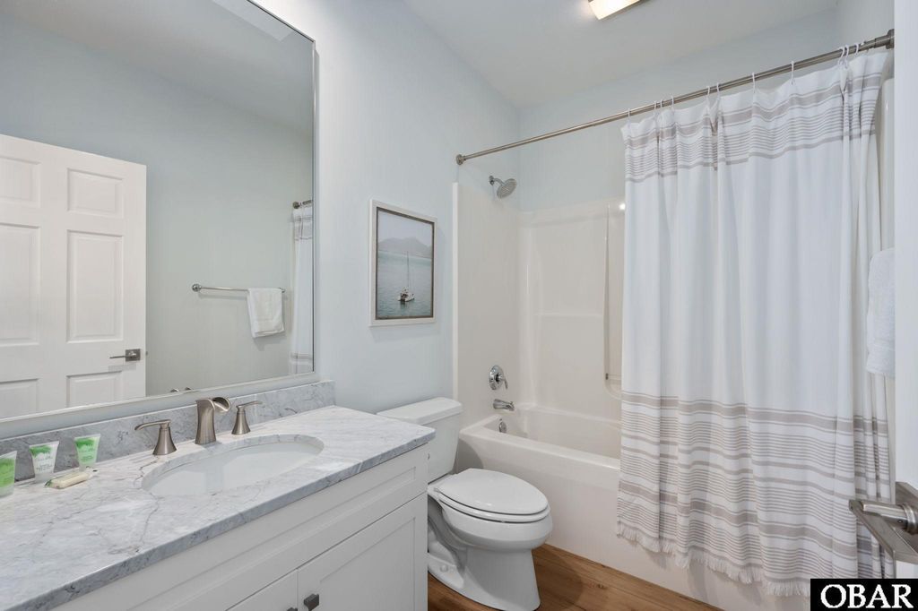 Image 63 of property listing at 614 Tern Arch, Corolla, NC 27927