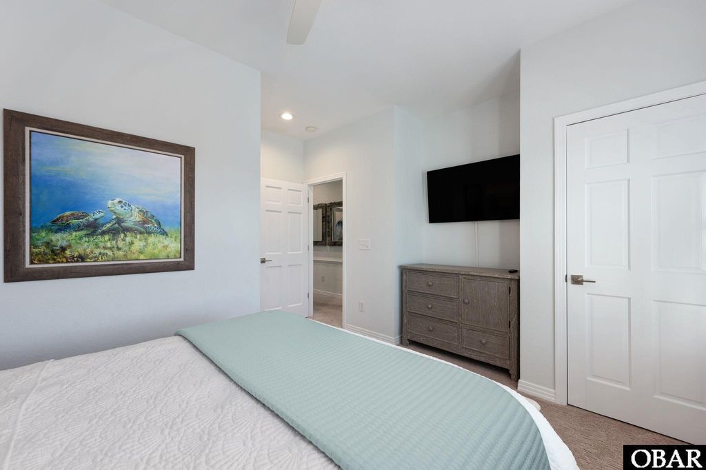Image 67 of property listing at 614 Tern Arch, Corolla, NC 27927