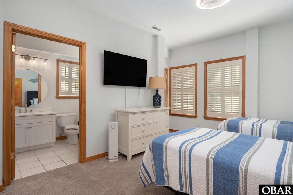 Image 75 of property listing at 614 Tern Arch, Corolla, NC 27927