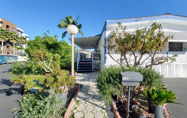 8111 Stanford 128, Garden Grove, CA 92841