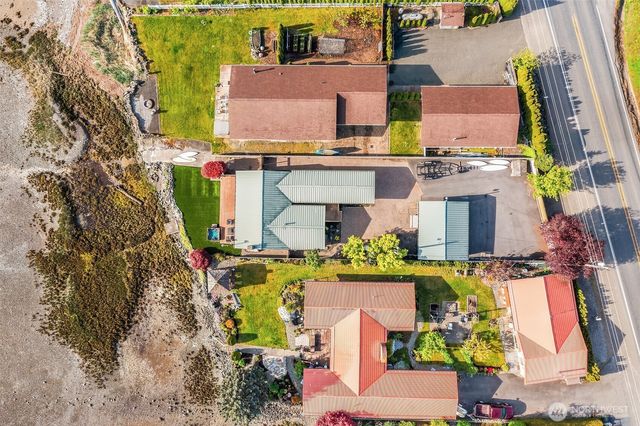 26190 N Highway 101, Hoodsport, WA 98548