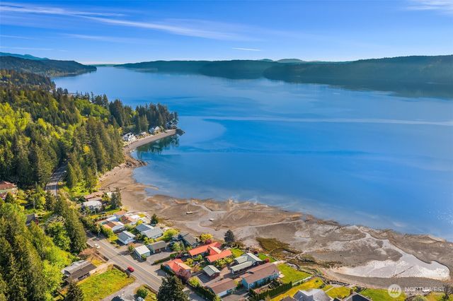 26190 N Highway 101, Hoodsport, WA 98548