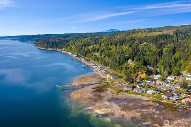 26190 N Highway 101, Hoodsport, WA 98548
