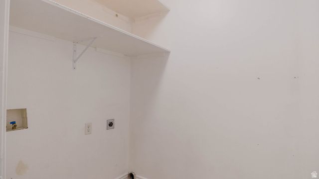 1115 S 1425 W, Clearfield, UT 84015