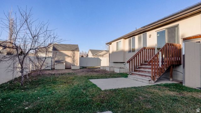 1115 S 1425 W, Clearfield, UT 84015