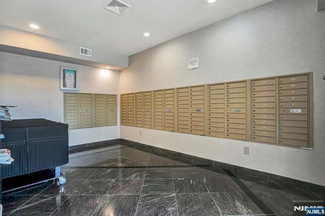 2150 Center Avenue 3C, Fort Lee, NJ 07024
