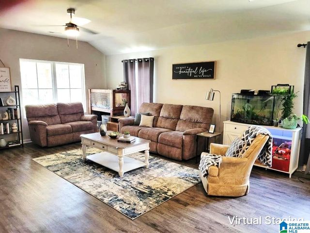 1632 DRYDEN STREET SOUTHEAST, Cullman, AL 35055