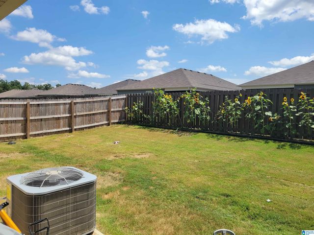 1632 DRYDEN STREET SOUTHEAST, Cullman, AL 35055