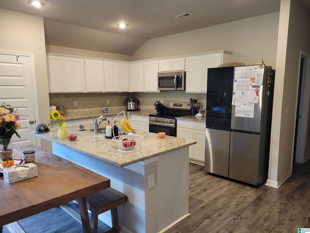 1632 DRYDEN STREET SOUTHEAST, Cullman, AL 35055