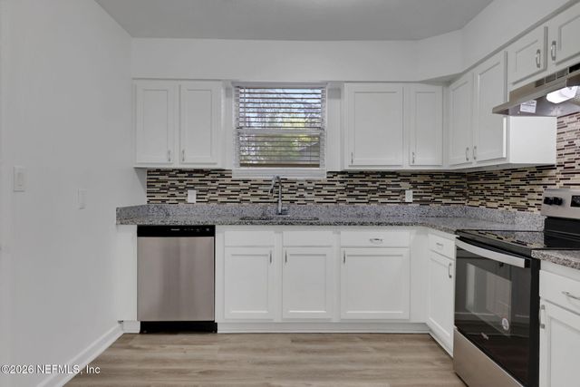 2305 JAYSON Avenue, Jacksonville, FL 32208