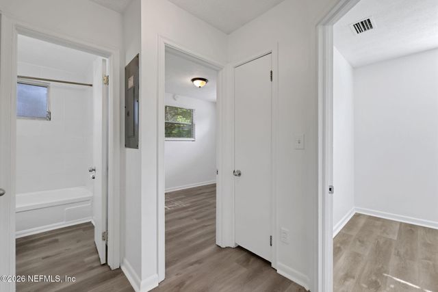 2305 JAYSON Avenue, Jacksonville, FL 32208