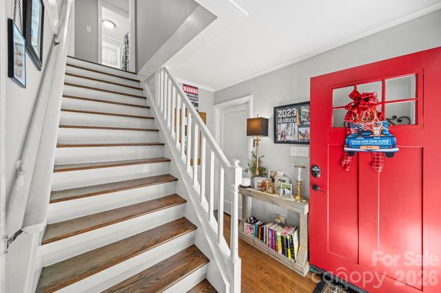 421 Tywood Street NE, Lenoir, NC 28645