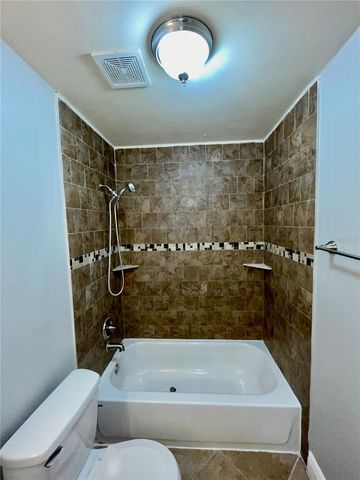 4263 S SEMORAN BOULEVARD 9, Orlando, FL 32822