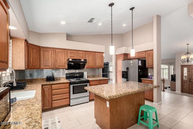 20713 N 56th Avenue, Glendale, AZ 85308