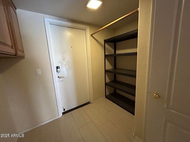 20713 N 56th Avenue, Glendale, AZ 85308