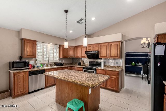 20713 N 56th Avenue, Glendale, AZ 85308