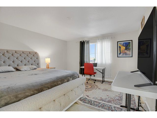 19553 E 60th Pl, Aurora, CO 80019