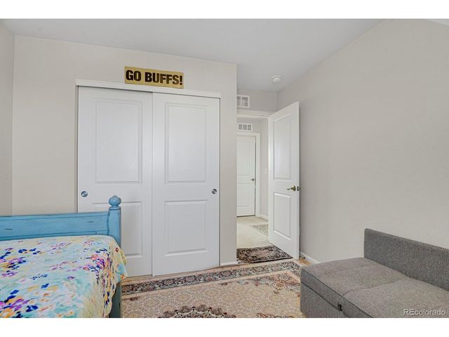 19553 E 60th Pl, Aurora, CO 80019