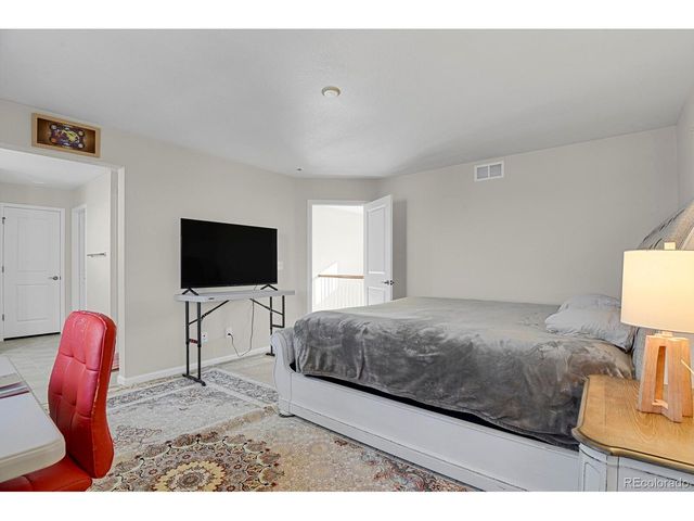 19553 E 60th Pl, Aurora, CO 80019