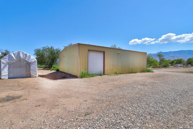 53 Archibeque Lane, Corrales, NM 87048