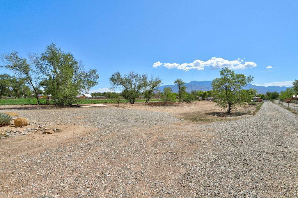 53 Archibeque Lane, Corrales, NM 87048