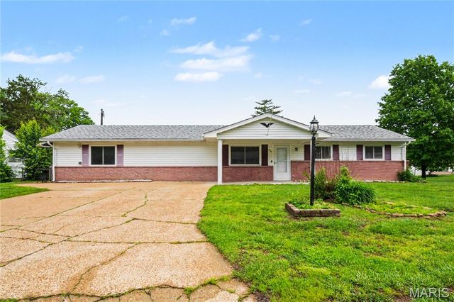 201 Heyden Drive, Eureka, MO 63025