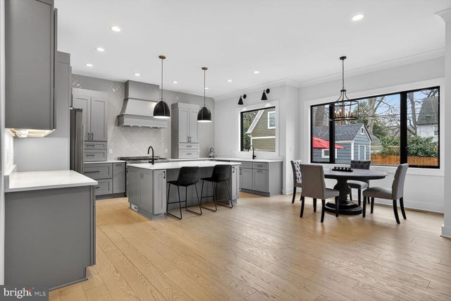 414 N MONROE ST, Arlington, VA 22201