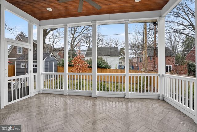 414 N MONROE ST, Arlington, VA 22201