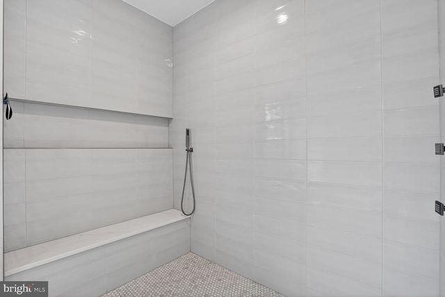 414 N MONROE ST, Arlington, VA 22201