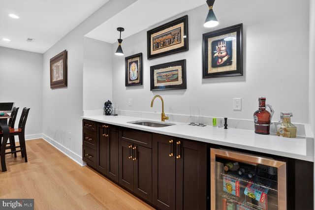 414 N MONROE ST, Arlington, VA 22201