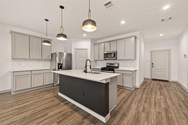 7935 Brumbly Lane, Rosharon, TX 77583