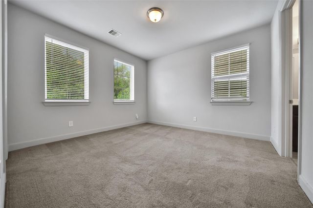 118 Grant Cove Drive, Montgomery, TX 77316