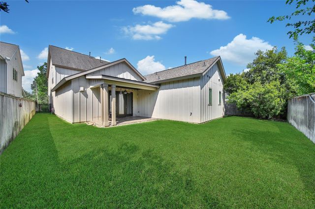 118 Grant Cove Drive, Montgomery, TX 77316