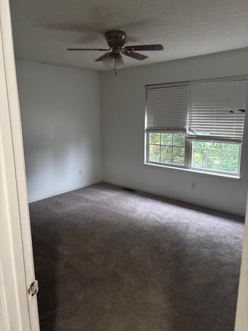 812 Ridgewood Drive 1-2, Berea, KY 40403