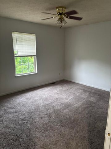 812 Ridgewood Drive 1-2, Berea, KY 40403