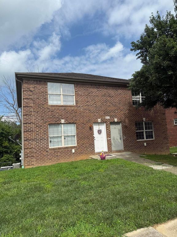 812 Ridgewood Drive 1-2, Berea, KY 40403