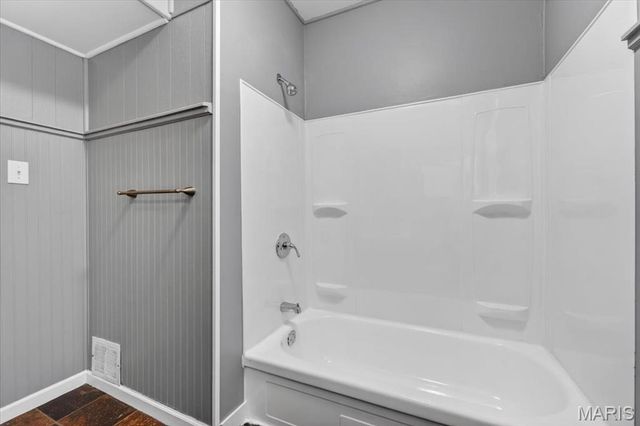3940 Randall Street, St Louis, MO 63116