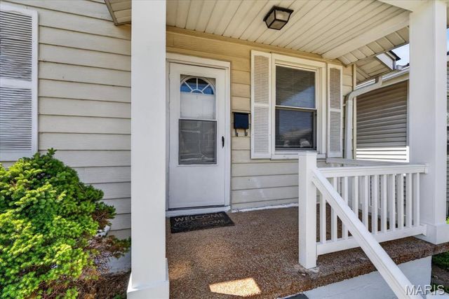 3940 Randall Street, St Louis, MO 63116