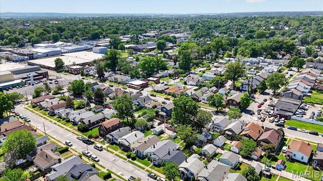 3940 Randall Street, St Louis, MO 63116