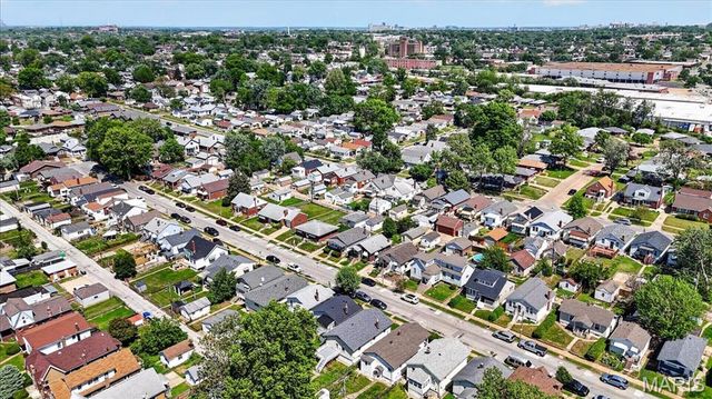 3940 Randall Street, St Louis, MO 63116