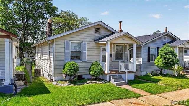 3940 Randall Street, St Louis, MO 63116