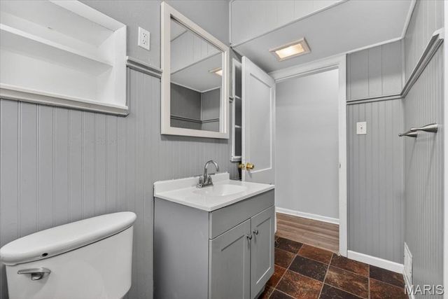 3940 Randall Street, St Louis, MO 63116