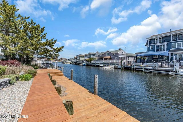 206 Pointe Drive, Mantoloking, NJ 08738