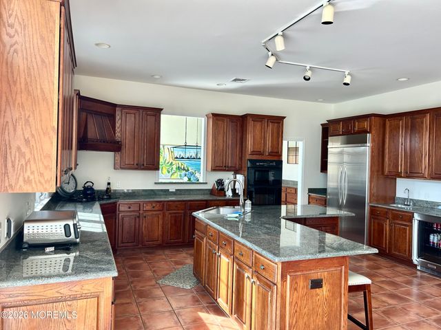 206 Pointe Drive, Mantoloking, NJ 08738