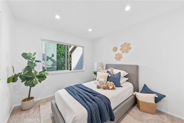 51 Ashbrook 67, Irvine, CA 92604