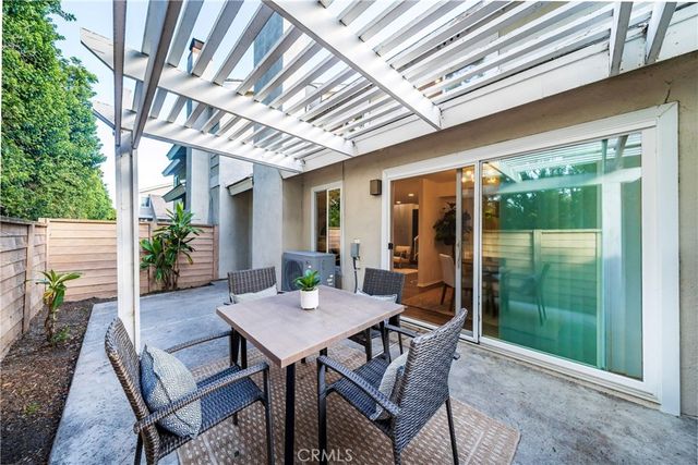 51 Ashbrook 67, Irvine, CA 92604