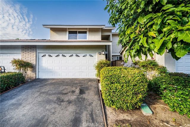 51 Ashbrook 67, Irvine, CA 92604