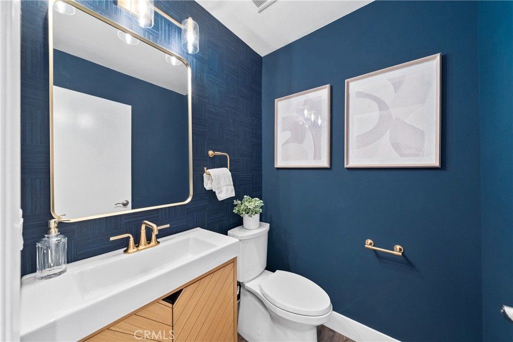 Image 10 of property listing at 51 Ashbrook 67, Irvine, CA 92604