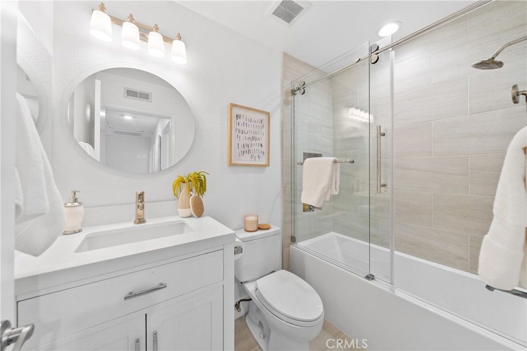 Image 22 of property listing at 51 Ashbrook 67, Irvine, CA 92604