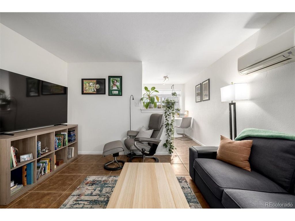 21 N Washington St 104, Denver, CO 80203